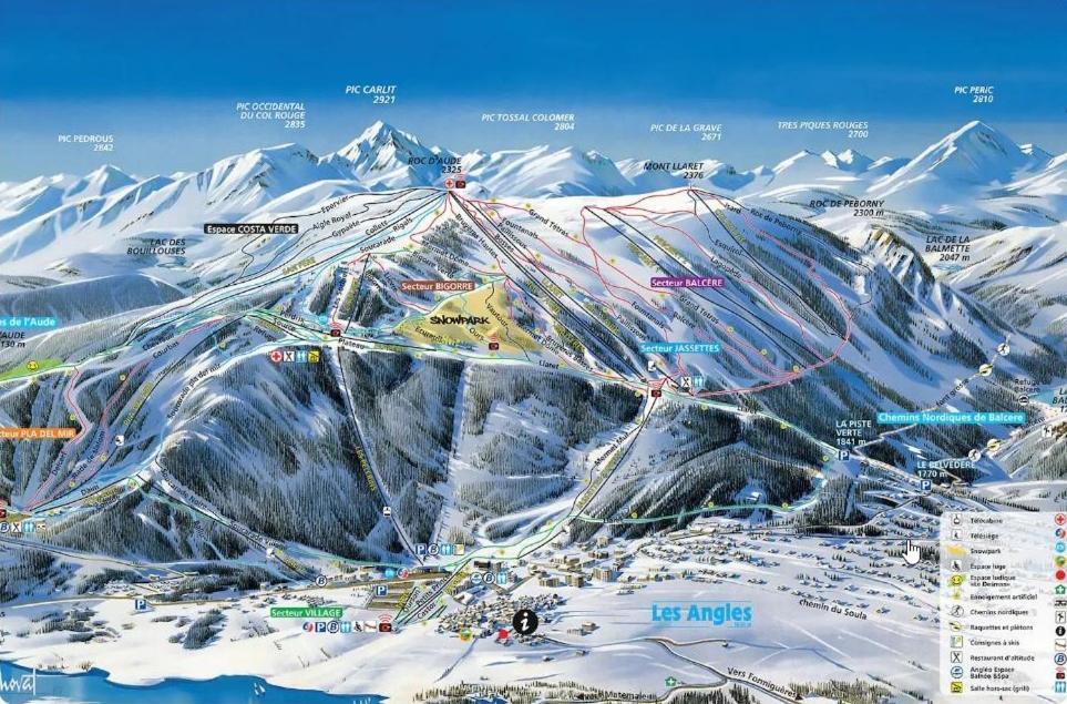Chalet Pres Des Pistes Avec Vue Panoramique Les Angles  Kültér fotó